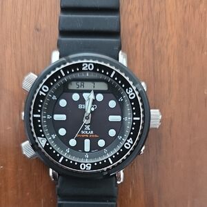 Seiko Black and Silver Solar Diver's Watch